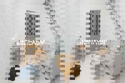 nguyên căn 1 trệt 1 gác suốt có ban công chính chủ