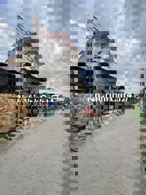 CHÍNH CHỦ BÁN NHÀ 125m 5 x 25 NGAY UBND ĐỨC HOÀ ĐÔNG