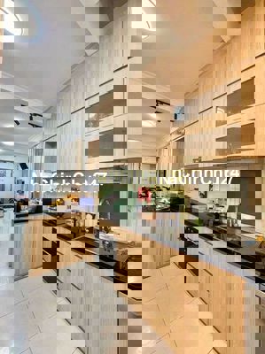 Chủ gấp bán, gấp thở oxy, nhà phú nhuận