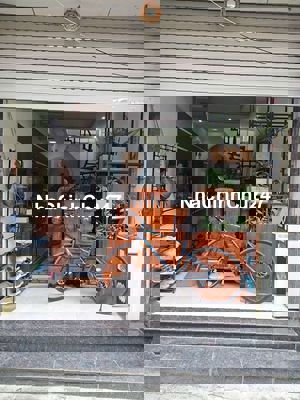 Chủ gửi bán căn nhà ở đường Thượng Thanh DT 44m - 4 tầng