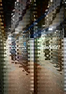 CHÍNH CHỦ CẦN BÁN NHÀ NGUYỄN XIỂN 30m ra oto , 22m2 x 3 tầng 2.3 tỷ