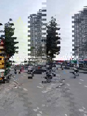 Chủ gửi bán 4 lô đất Ngay Cầu Vượt Linh Xuân Chỉ 6 tỷ 7