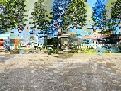 CHÍNH CHỦ CẦN BÁN GẤP LÔ ĐẤT MẶT ĐƯỜNG DL 12 DT 150m2 SHR DÂN CƯ ĐÔNG