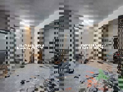 Chính chủ bán nhà xấy mới 2 tầng 3 ngủ, Định Công