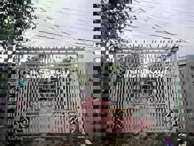 Chủ về quê bán nhà vườn đang ở