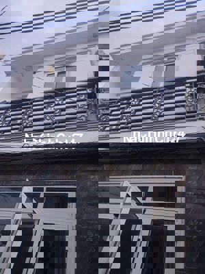 Chính chủ bán nhà đẹp DT:4x8m2 giá 1,75 tỳ lầu ,VB HBC,TĐ