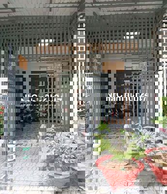 Chính chủ cần bán nhà sổ riêng tân kiên bình chánh giá 730tr