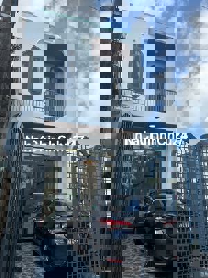 NHÀ MỚI GẦN UỸ BAN XÃ ĐẠO THẠNH CHÍNH CHỦ BÁN