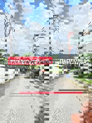 chính chủ cần tiền bán gấp nền mặt tiền đường long thuận