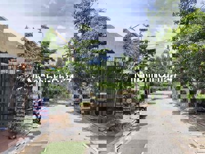 Chính Chủ gửi bán lô đất 100m2 nở hậu sát mặt tiền Bưng Ông Thoàn, Q9