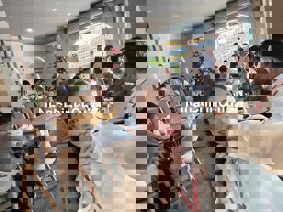 CHỦ BỎ XỨ THEO CHỒNG BÁN RẺ NHƯ TẶNG