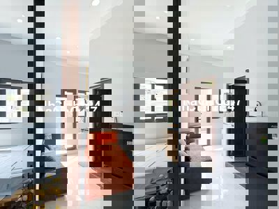 CHÍNH CHỦ 2PN SIÊU XỊN Y HÌNH MỚI CỨNG SÁT ĐH BÁCH KHOA ,HOA SEN