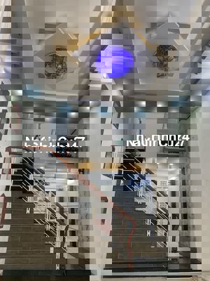 Chính chủ bán nhà kiệt ô tô 96 Điện Biên Phủ