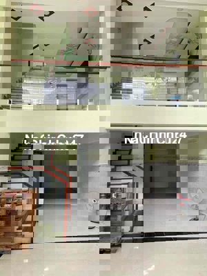 cần tiền bán nhà chính chủ trịnh quang nghị f7 q8.