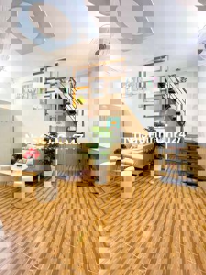 Tôi chính chủ gửi hh 🌹2%. Nhà mặt tiền oto xe tải