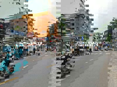 Chinh chu ban nha goc 2 Mat Tien .kinh doanh mua ban sam.uat