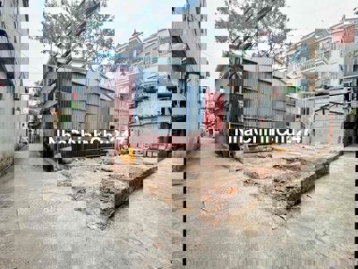 BÁN  LÔ GÓC SIÊU ĐẸP - chủ giảm chào bán nhanh.