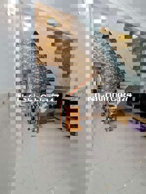 Chinh Chu. Nha truong han sieu. son tra