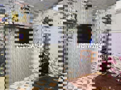 P5Q8. E chính chủ cần bán nhà, miễn trung gian