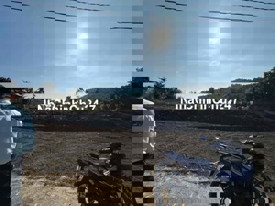 giá quá rẻ chủ cần tiền nên bán gấp đất sổ đỏ đầy đủ