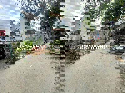 MÌNH CHÍNH CHỦ BÁN ĐẤT NGAY NGÃ TƯ HÀ LAM, Có HH CHO NGƯỜI GIỚI THIỆU