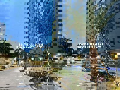 Chính chủ bán căn 2PN (54m2) tầng 15 View hồ bơi. Có nội thất. Sổ hồng