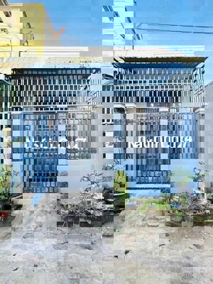 Bán Ngộp!!! Chủ Vỡ Nợ cần Bán Nhà cấp 4, DT: 4x20(80m2) Giá 420tr