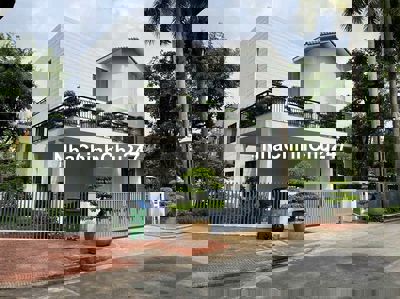 Chủ kẹt bán biệt thự 300m,Rivivera Q2,full nội thất,giá ngộp,hơn 100ty