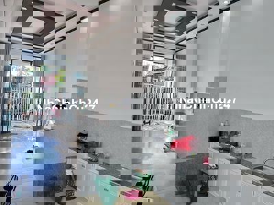 Hẻm xe hơi 79,4m2, sổ chính chủ, 2 phòng ngủ, toilet riêng