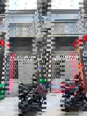 Hơn 6 tỷ! 50m2 nhà chính chủ khu víp Nhất Chi Mai phường 13, Tân Bình