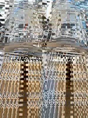 Bán nhà 2 tầng chính chủ Nguyễn Thượng Hiền P5 BT Gần chợ cây quéo