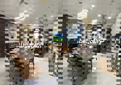 Chủ kẹt tiền bán gấp căn 4PN 145m2, Có sổ, 17.5 tỷ, tại Vinhomes