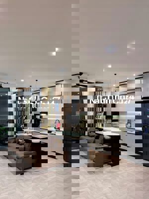 Chính chủ bán căn hộ chung cư 4PN mặt đường Vũ Phạm Hàm, Yên Hòa, HN