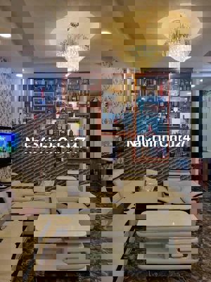 NHÀ MỚI CHÍNH CHỦ 5,5 tỷ đường ny sư quỳnh liên  Quận tân bình