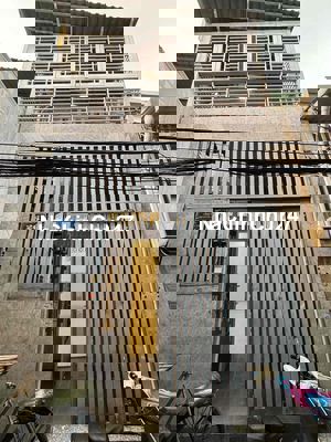 chính chủ bán nhà 26 lương ngọc quyến, đối diện emart phan văn trị