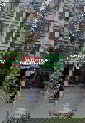 TÔI CHÍNH CHỦ BÁN NHÀ MẶT TIỀN PHỐ VẠN PHÚC 55M-25 TỶ, VỈA HÈ ĐÁ BÓNG.