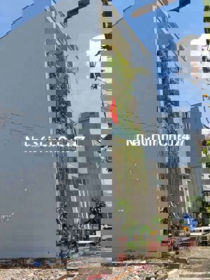 Nhà chính chủ bán, liên hệ trực tiếp để thượng lượng giá tốt