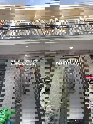 Chủ xã lỗ mấy căn để ăn tết