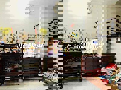 4 tầng 183m2(8.2/10x21)chính chủ 1 đời sát M.TIỀN