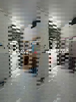 Nhà đẹp Huỳnh Văn Chính vừa ở vừa kinh doanh. 2PN, DTSD 40m2