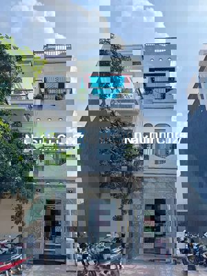 CUỐI NĂM CHỦ CẦN TIỀN NÊN MUỐN BÁN GẤP CĂN NHÀ, GIÁ RẺ CHƯA TỪNG CÓ