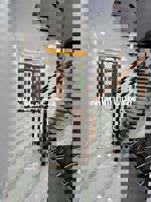 Chính chủ bán gấp nhà hẻm Đường Số FTân Quy .Q7