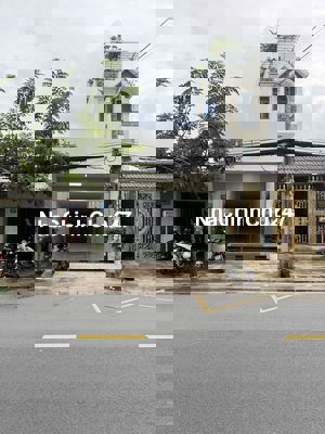 CHÍNH CHỦ CẦN BÁN NHÀ MẶT TIỀN