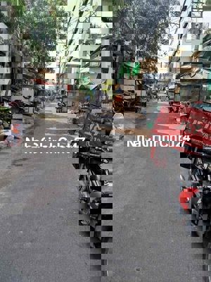 bán gấp nhà chính chủ có sổ hồng