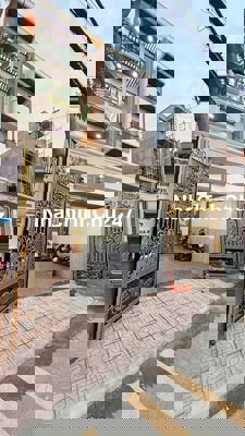 CHÍNH CHỦ CẦN BÁN TRỆT 2 LẦU MỚI. NGAY S.THỊ GO. DT 120M. T.CƯ 70M