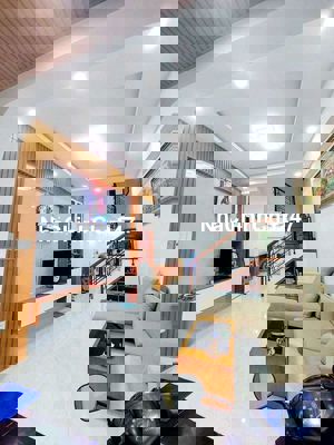 CHỦ CẦN BÁN NHANH CĂN NHÀ QUANG TRUNG - 4 TẦNG - 4PN -  SÁT MẶT TIỀN