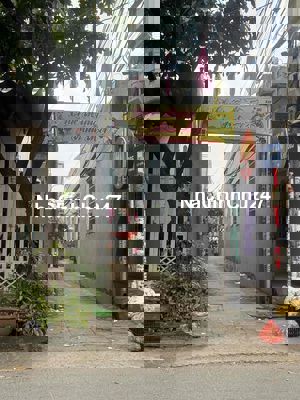 chính chủ bán nhà gác lững mới k305 tôn đản