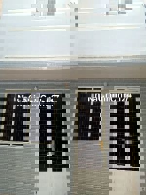 Nhà chính chủ , khu phố an ninh, đường xe ba gác vào đc gần trung tâm