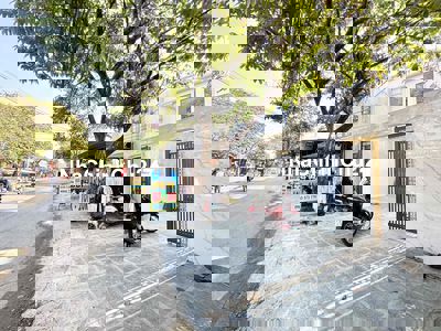 CHỦ GỞi BÁN NHà HOÀN CÔNG MẶT TIỀN NGUYỄN THỊ TỒN,3PN,106m2,ĐưỜNg 20M