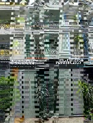 Chính chủ cần bán nhà hẻm xe hơi ngay siêu thị Aeon